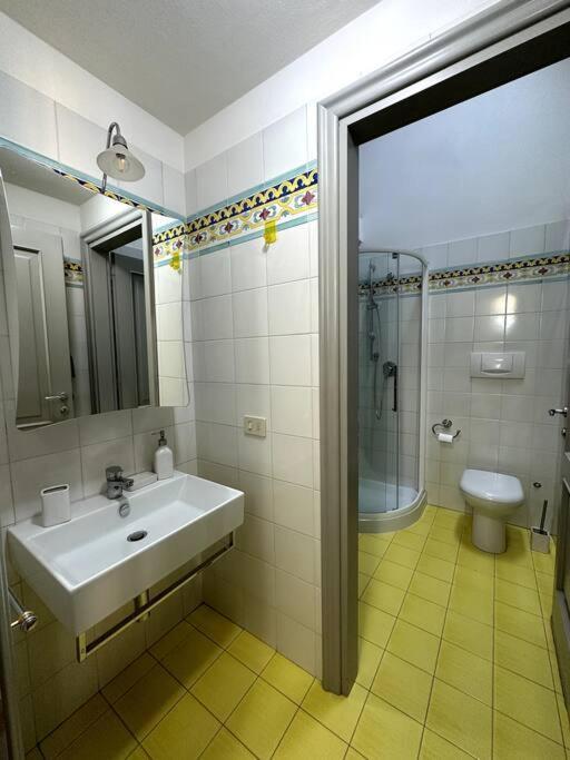 Casa Petrucci 2 Centro Storico Appartement Forlì Buitenkant foto