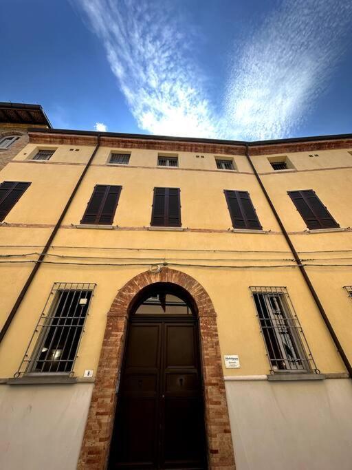 Casa Petrucci 2 Centro Storico Appartement Forlì Buitenkant foto
